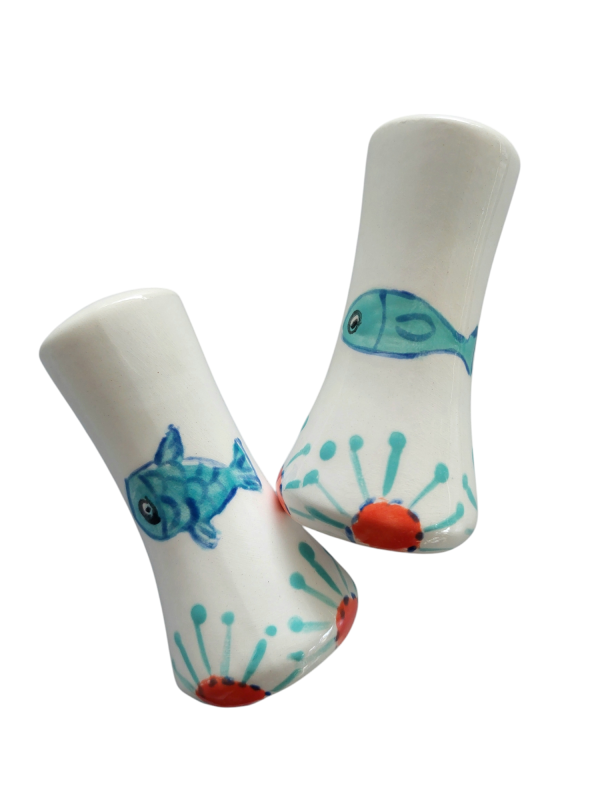 Salt and pepper shakers - Image 2