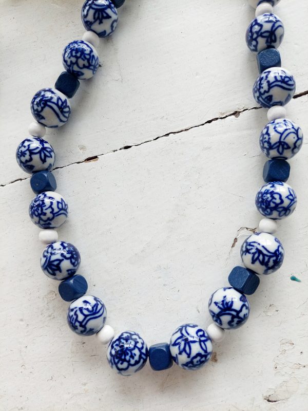 Porcelain bead necklace - Image 3