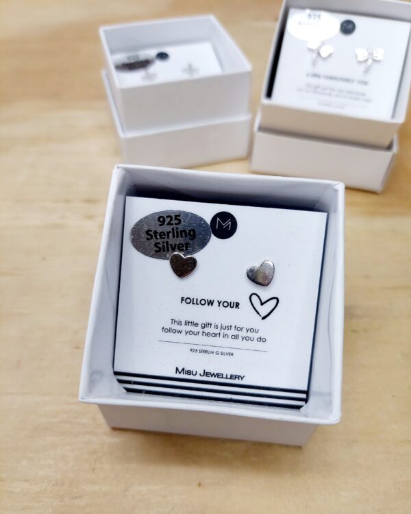 Silver heart earrings - Image 2