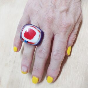 Glass ring