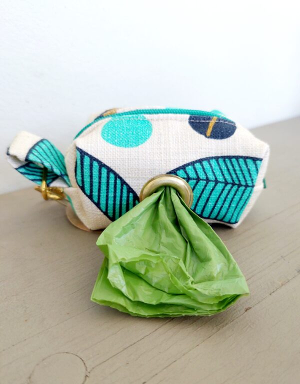 Pet poopy bag holder - Image 6